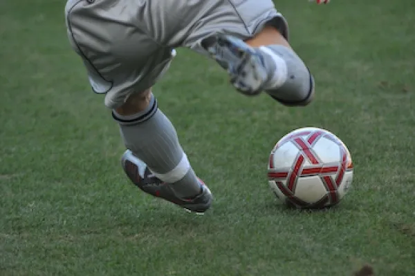 部活サッカー応援マガジン「Spike！」