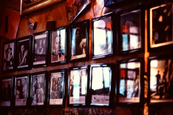 広告撮影はアートです。